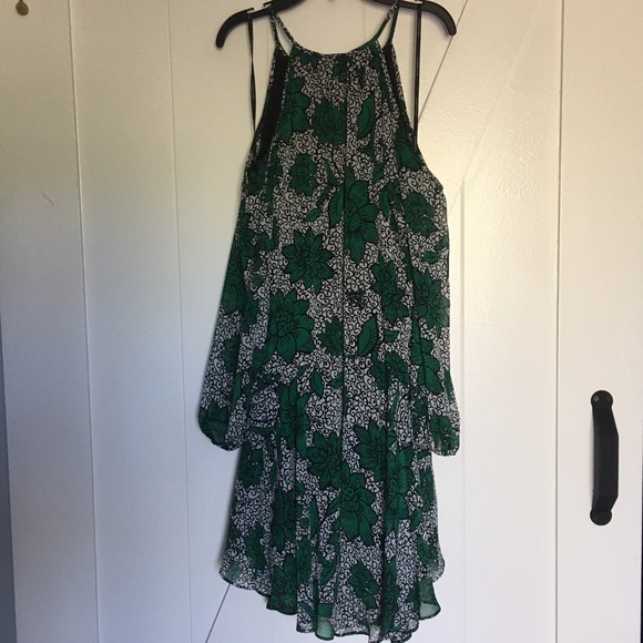 Donna Morgan Cold-Shoulder Floral Dress - Picture 7 of 9